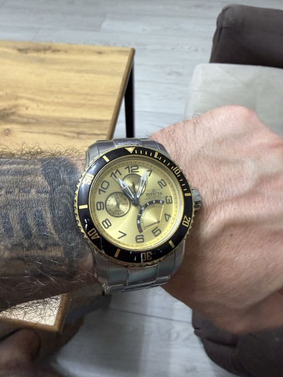 Наручные часы INVICTA PRO DIVER 300  под водой — 2
