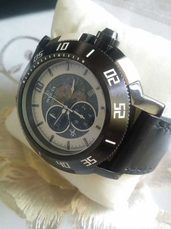 INVICTA Chronograph Swiss made — 2