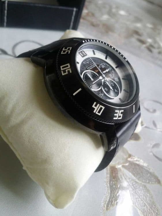 INVICTA Chronograph Swiss made — 5