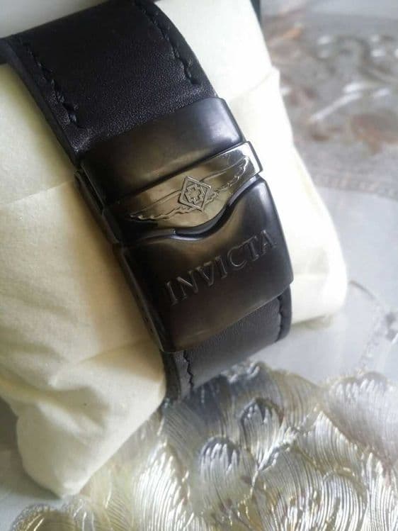 INVICTA Chronograph Swiss made — 8