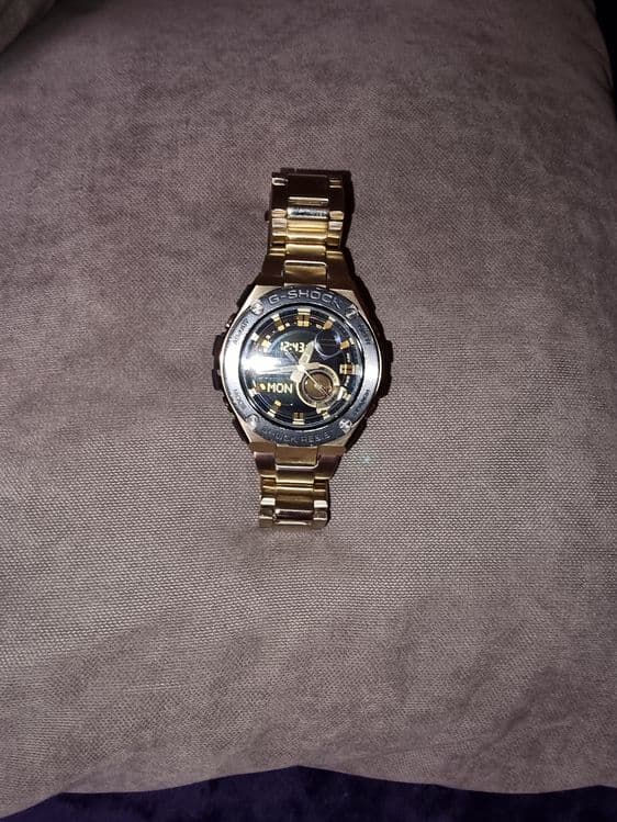 Продам Часы G-Shock GST-210GD — 1