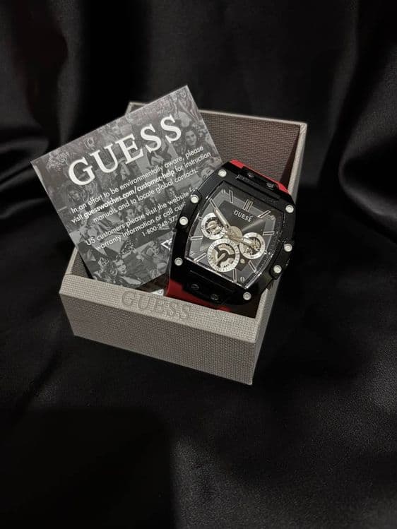Watch Men GUESS. — 2