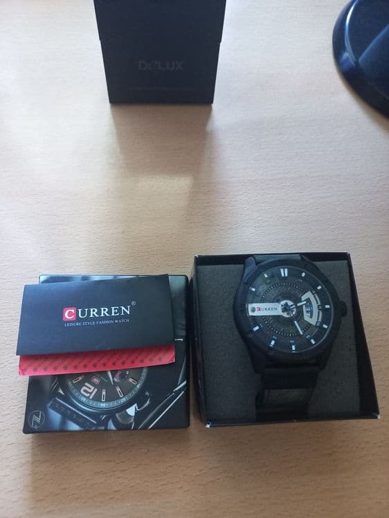Часы  от Curren green — 2