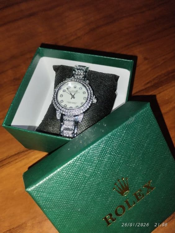 ROLEX Ayollar soati — 2
