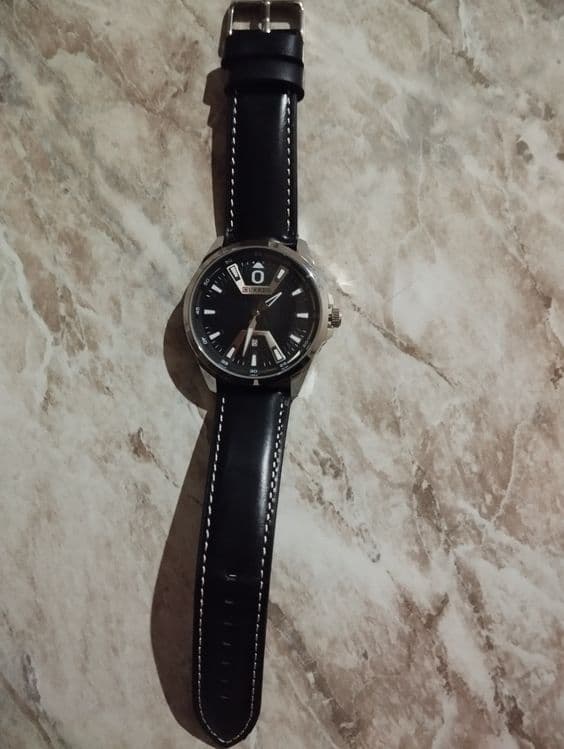 Qo'l soat Curren — 3