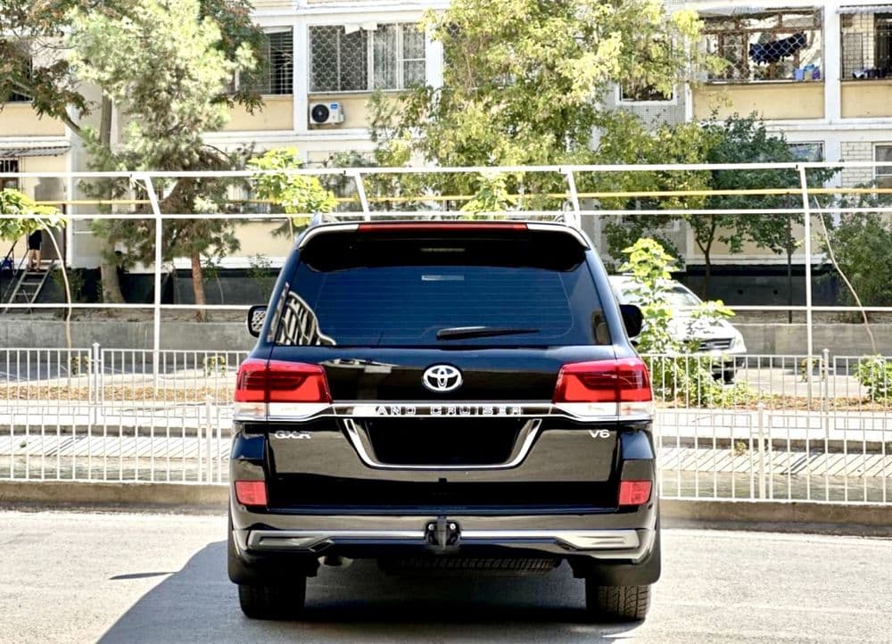 Toyota Landcruiser 200 Xizmati — 4