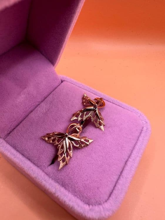 Продам золотые серьги. — 2