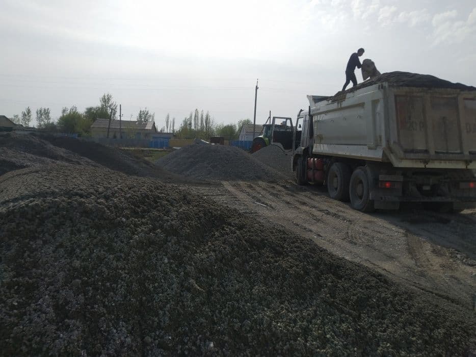 Qum Shaĝal Toza tuproq Shebyonka Klinis Shapski Stroy musr — 2