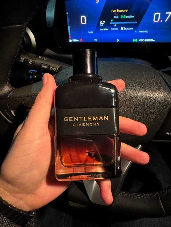 Givenchy Gentleman Eau De Parfum Reserve — 1
