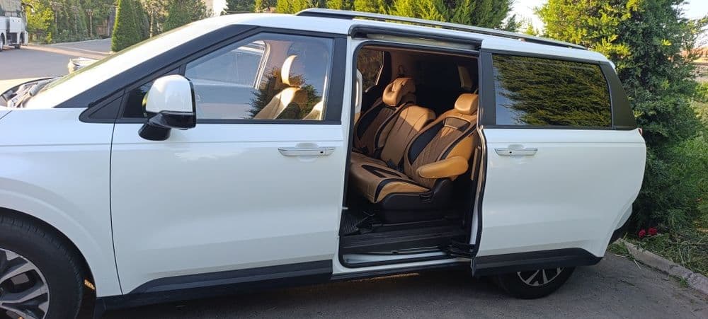 Автоуслуга KIA Carneval до 8 пассажиров Свадьбы Роддом Экскурси Туризм — 8