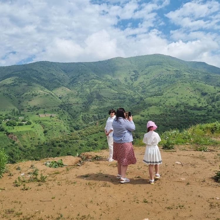 Excursions around Tashkent and in nature to the mountains Amirsoy etc. — 8