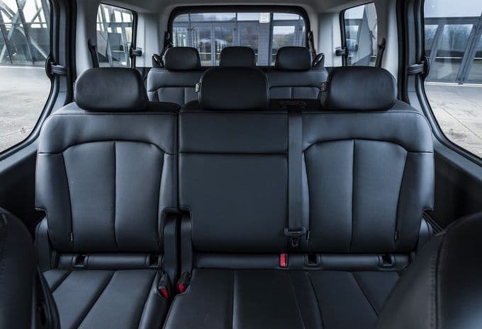 Транспортные услуги Гид с минивэном staria 2023 Mercedes sprinter — 2