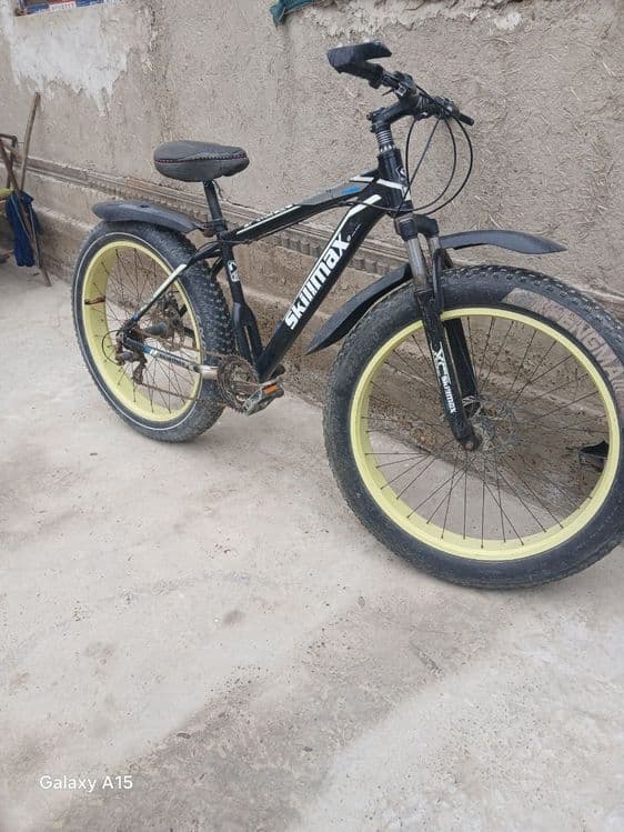 Skuter va telefon bilan abmen bor velosiped holati ideal — 3