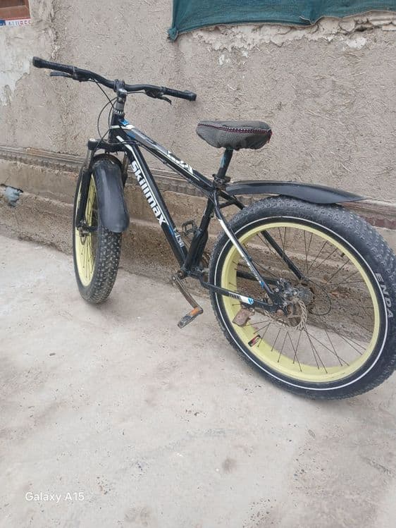 Skuter va telefon bilan abmen bor velosiped holati ideal — 5