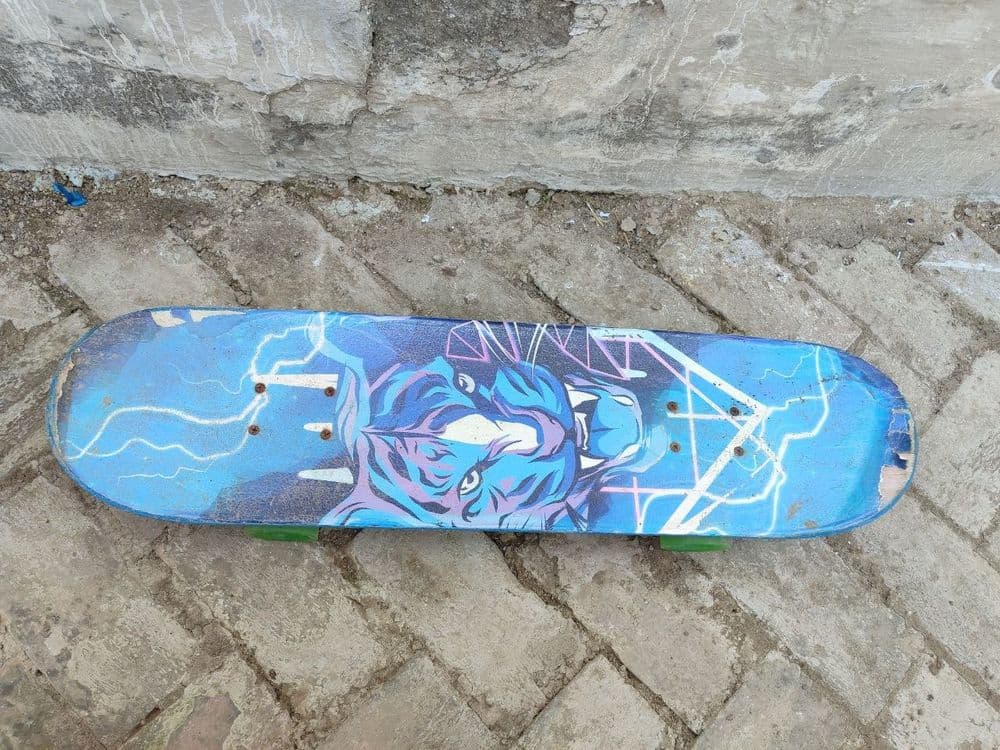 Skateboard sotiladi — 1
