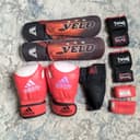 Kick box uchun komplekt