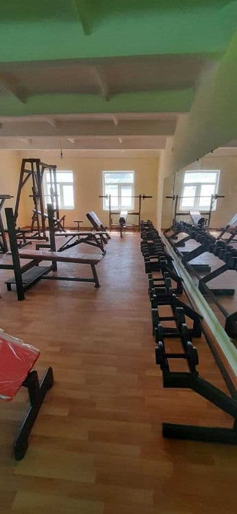 Fitnes zal anjomlari sotiladi — 2