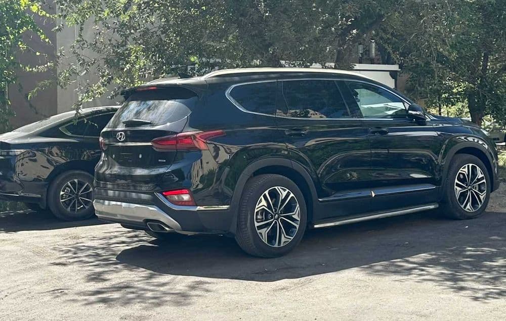 Hyundai Sanra Fe трансфер для туристов (аэропорт, вокзал, отель) — 1