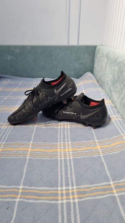 Nike qora phantom — 1