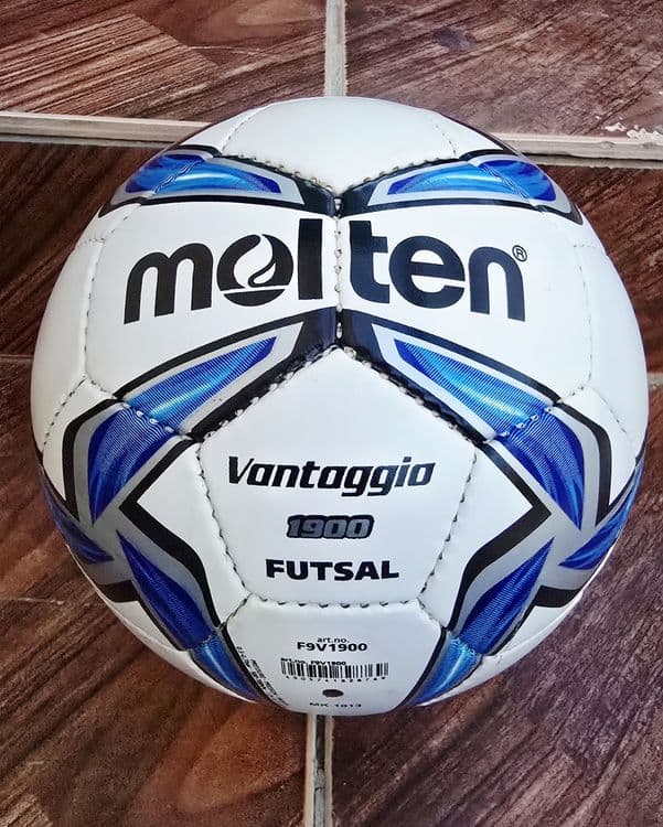Futzal to‘p MOLTEN VANTAGGIO 1900 size 4 — 1