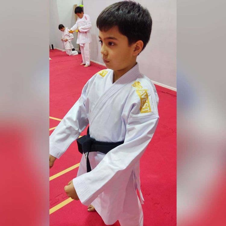Кимоно для каратэ WKF и Shotokan с нашивками на плечах — 6