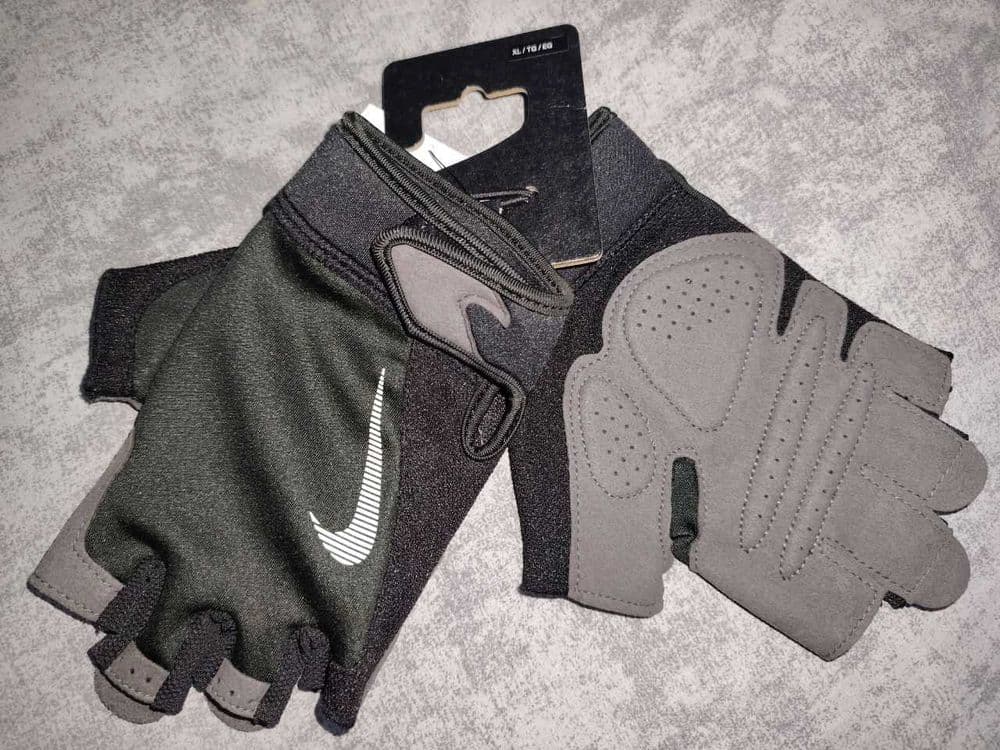 перчатки для фитнеса Nike 
перчатки тренировочные
спортивные оригинал — 1