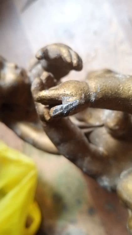 Продам статуэтку из белого металла тяжелая 6 килограммов. — 4