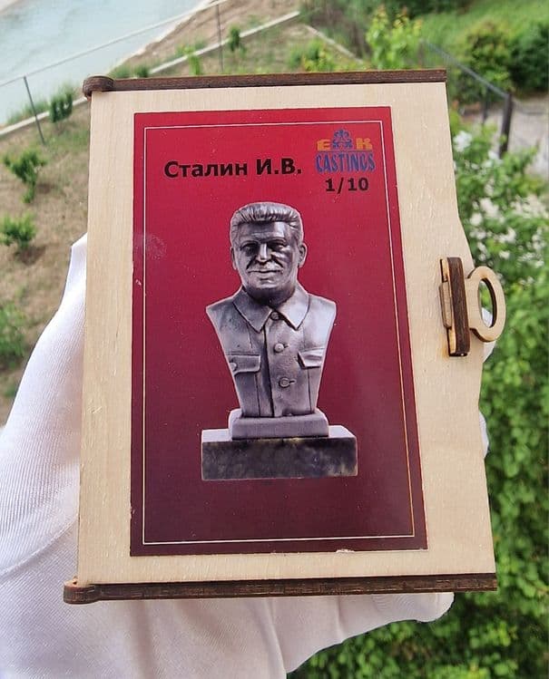 Статуэтка Сталин. — 5