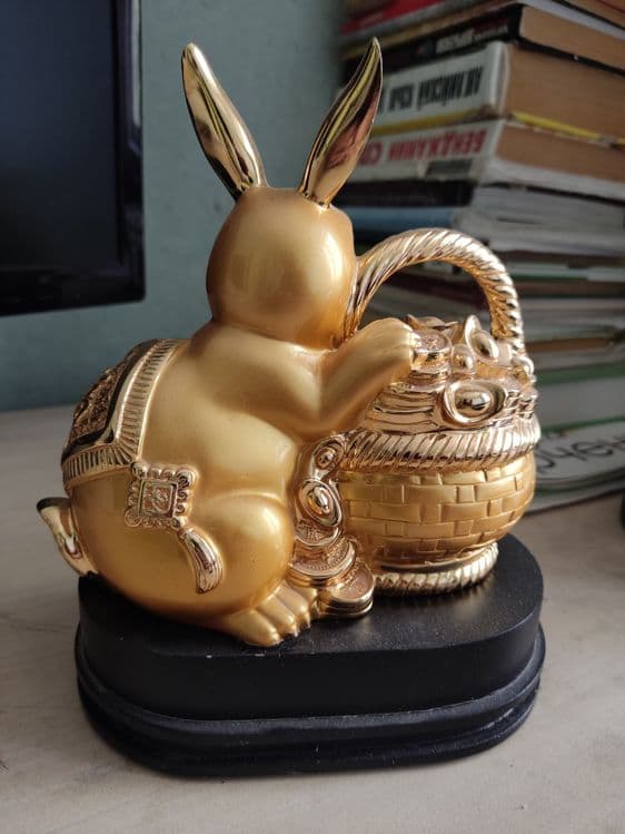 Золотой красивый заяц — 2
