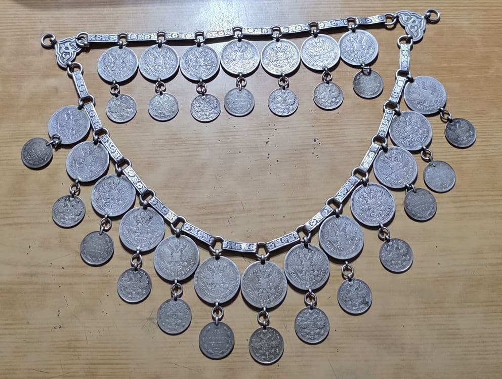 Антикварное старинное женское украшение из монет царя Николая второго — 3