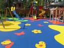 Бесшовное резиновое покрытие детский плошадок беговых дорожек