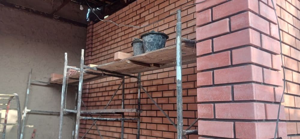 Balkonga g'isht teramiz — 2