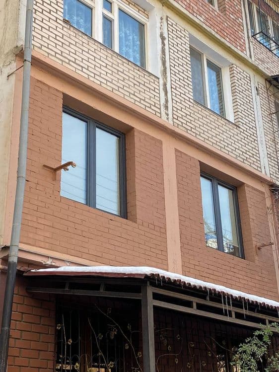 Козырёк над оконные Установка Реставрация демонтаж — 3