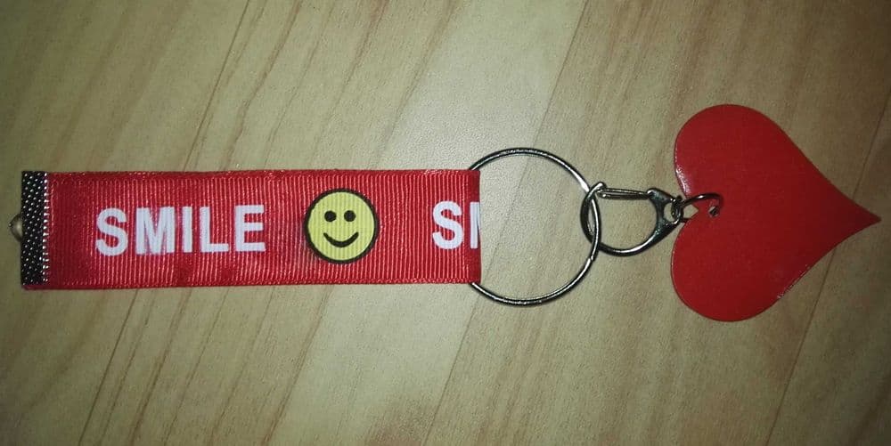 Брелок smile для ключей — 1