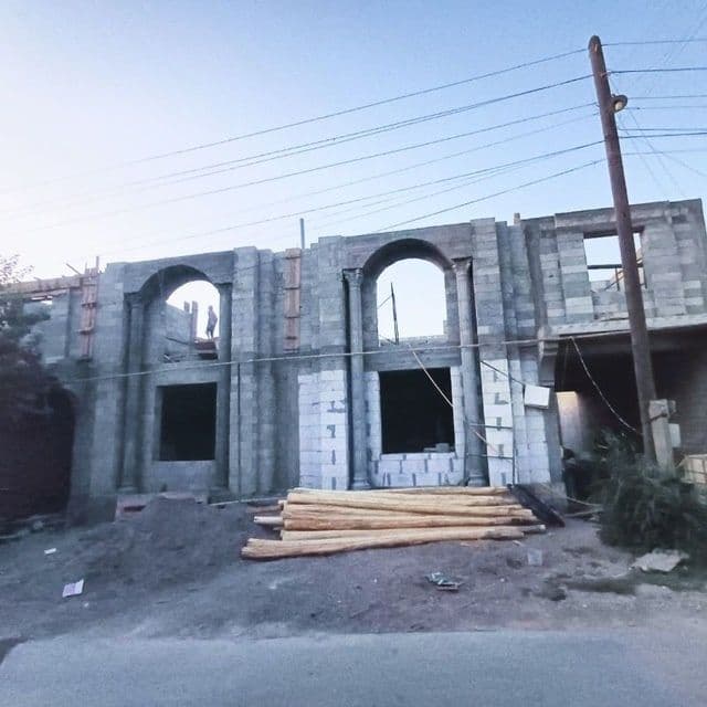 Noldan uy quramiz — 2