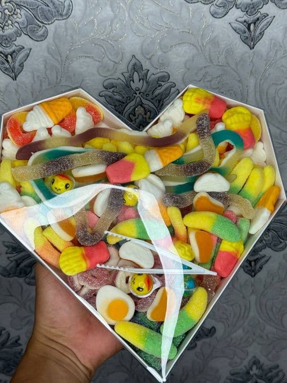 Sovg'a uchun mix box 800 gr 250.000 — 1