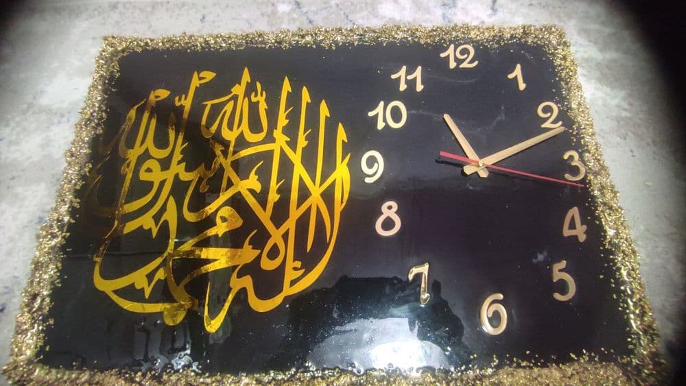 Resin art qoʻl mehnati dekorativ soat
Art dekor buyumlari:
Deklarativ — 1