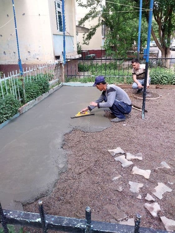 Заливаем Стяшка бардер парковка площадки. Стяшка пола тйоплий пола вну — 3