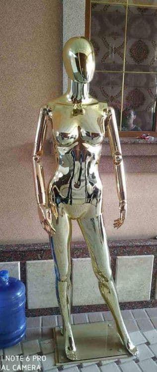 Maniken super sifatda — 2