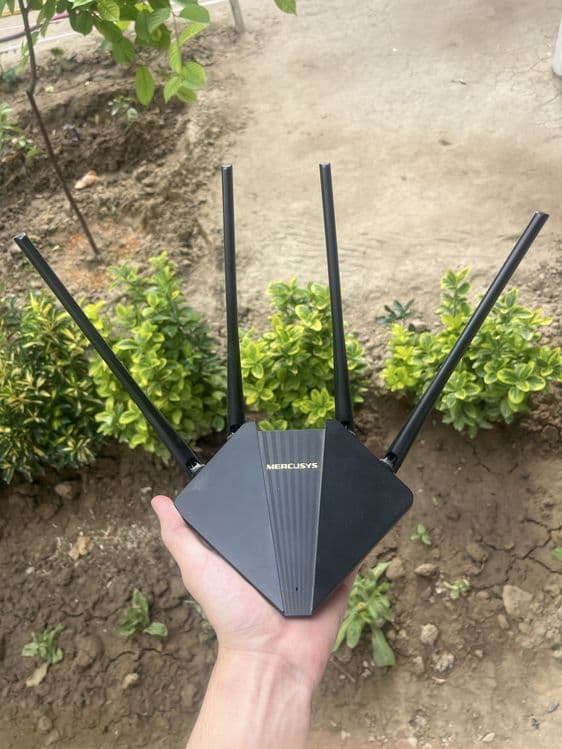 Router yeng simlari bilan — 1