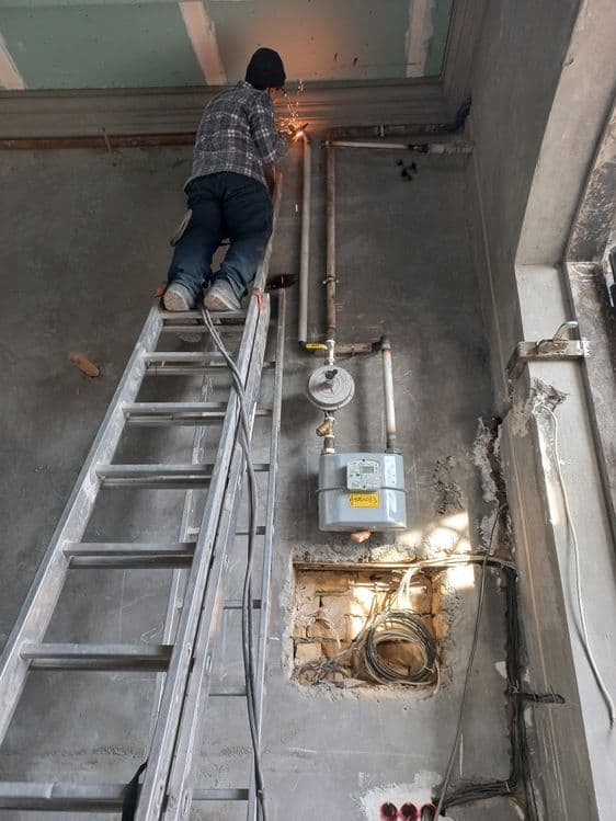 Svarshik gaz mantaj Aftagen Svarshik usluga Газсварка автогeн 24/7 — 3