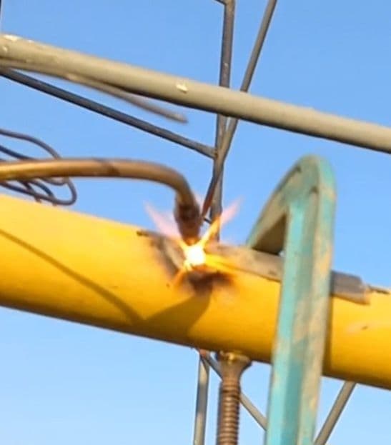 Svarshik gaz mantaj Aftagen Svarshik usluga Газсварка автогeн 24/7 — 8