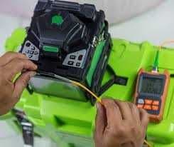 Optik tolani payvandlash Fiber сварка FTTH монтаж. Сварка оптоволокна — 1