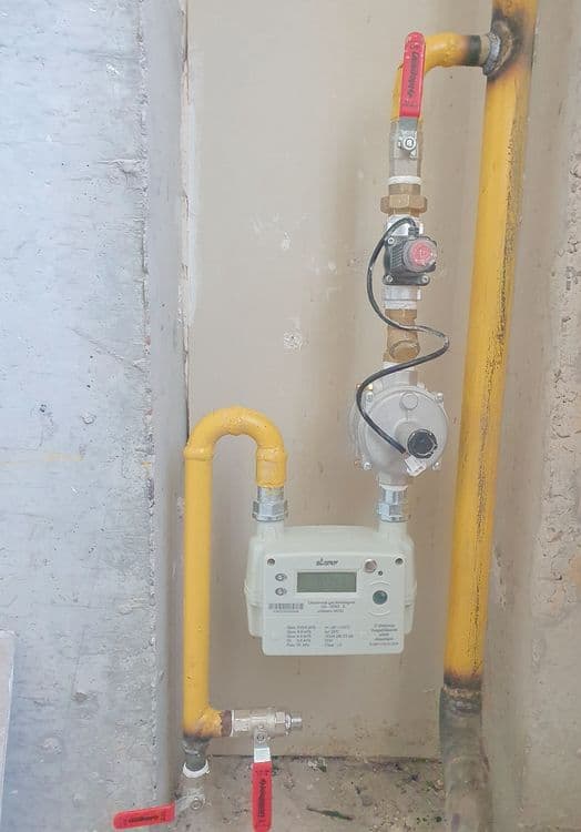 Услуги  сваршик сварщик газ монтаж навес забор Решотка тка по городу — 1