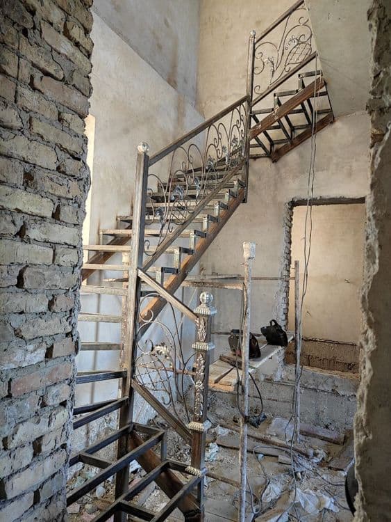 Elektro svarka  zina lesnitsa perila naves . Лестница аграждения — 5