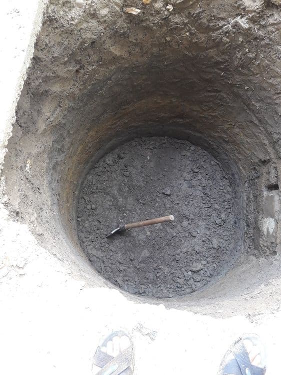 Urachi Урачи O‘rachi tiranshiya tunel padvol bassen qazish ishini qila — 1