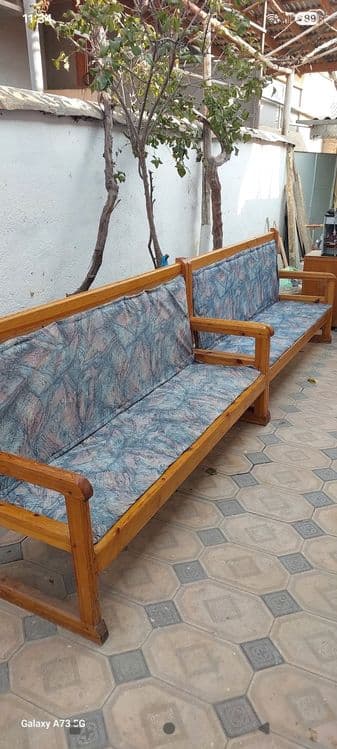 Продам скамейки  дерево дуб в хорошем состоянии
