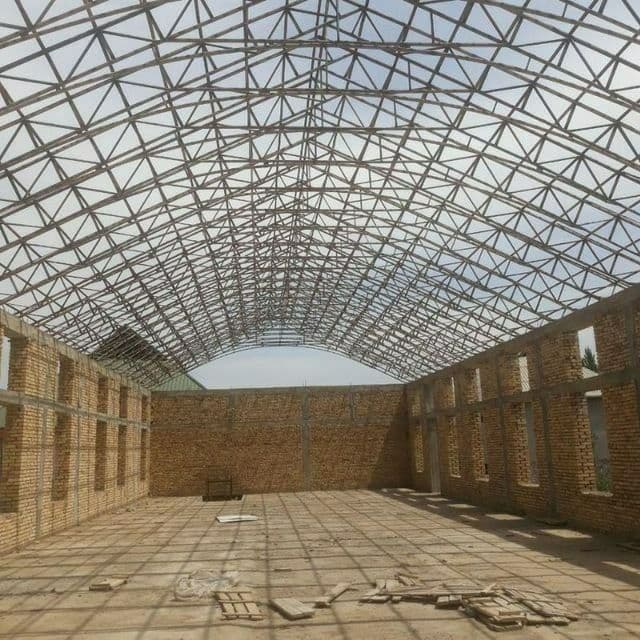 Tom Naves xizmati — 2