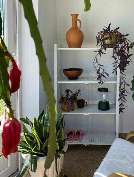 стеллаж отличается актуальным минималистичным дизай — 1