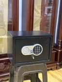 Sef sep elektronniy kalitli boshqa razmerlar xam bor